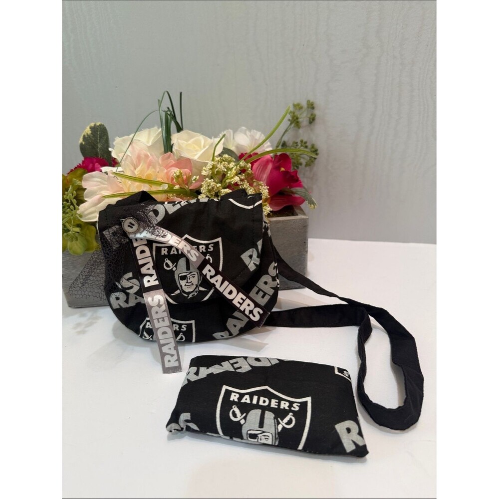 Hand Crafted Raiders Fabric Mini Bag and Purse Size Tissue Holder Game Day NFL